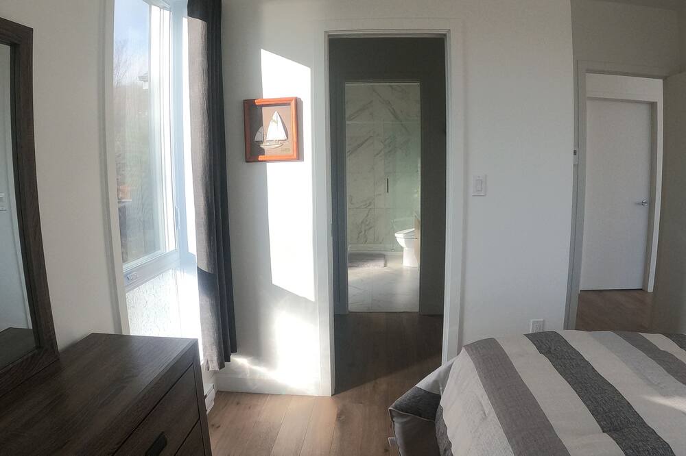 Photo of Bedroom in Owl's Head Ski Resort