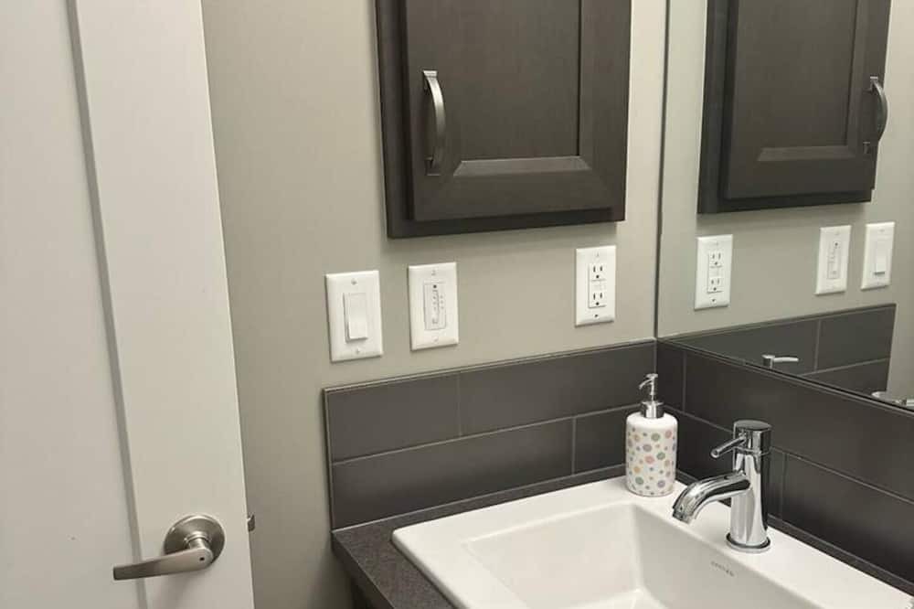 Photo of Bathroom in Sage Hill