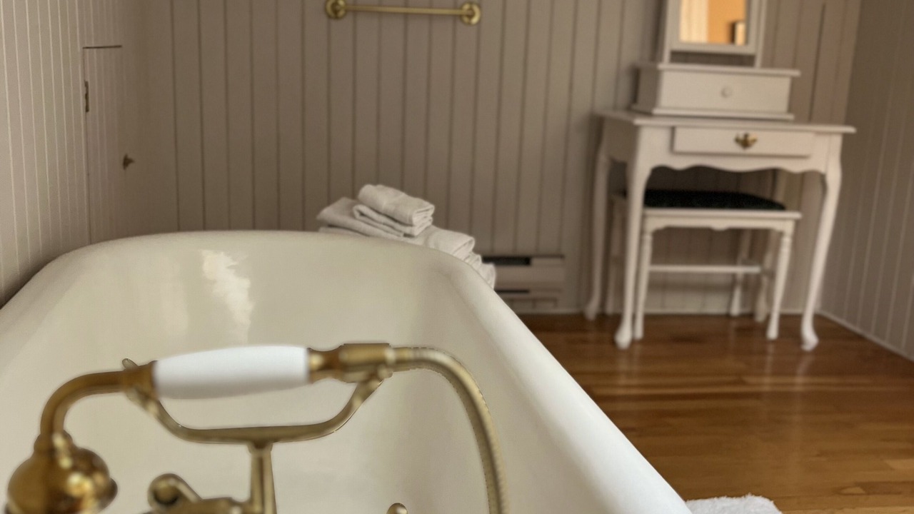 Photo of Bathroom in South Central