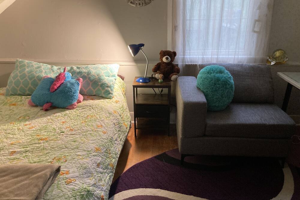 Photo of Bedroom in Montpelier