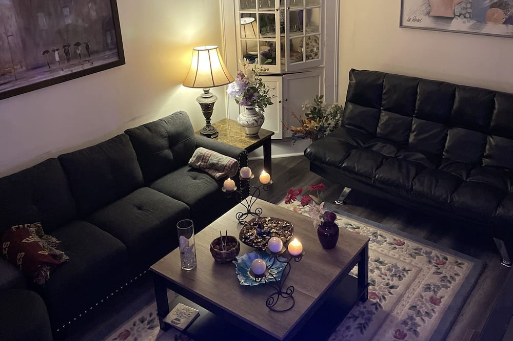 Photo of Livingroom in Montpelier