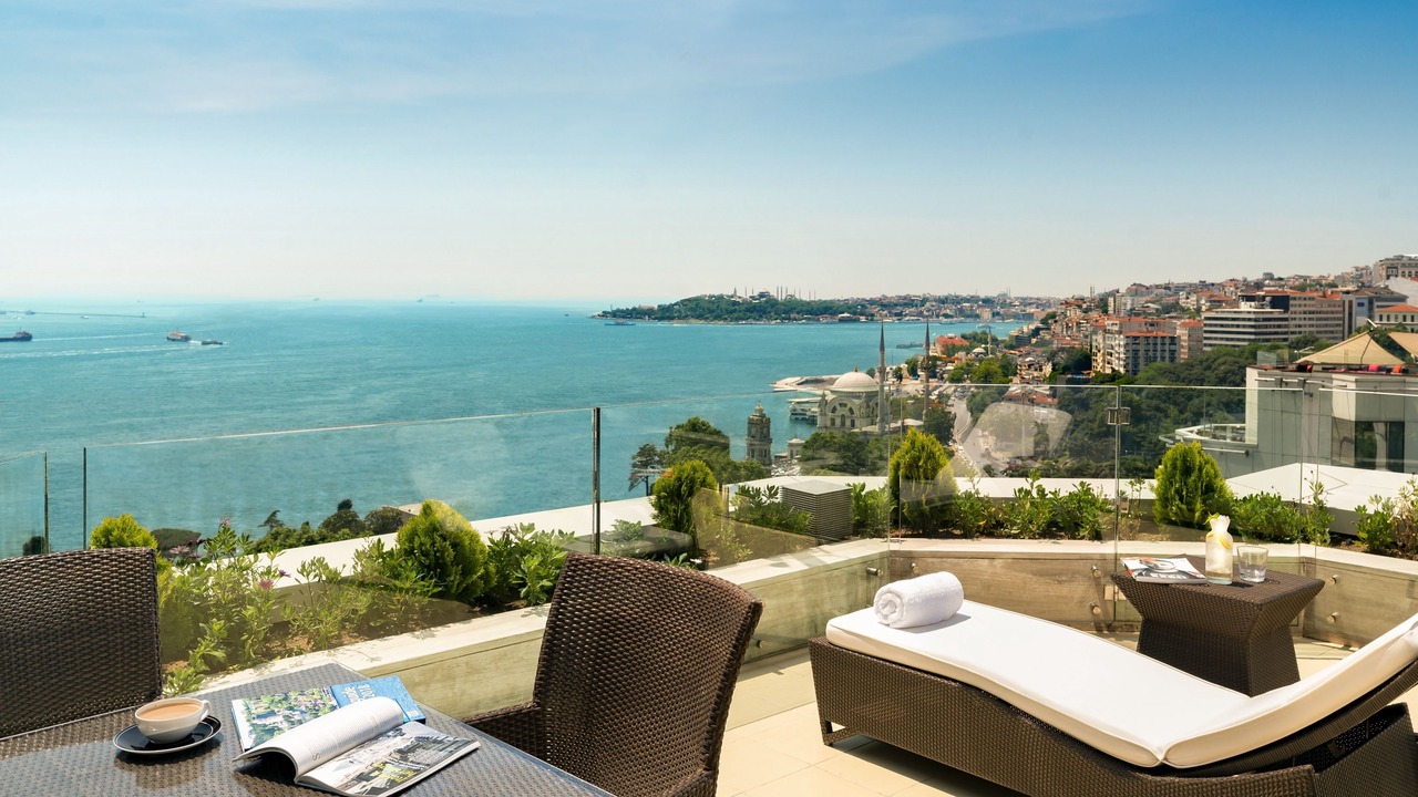 Photo of Patio Balcony in Besiktas