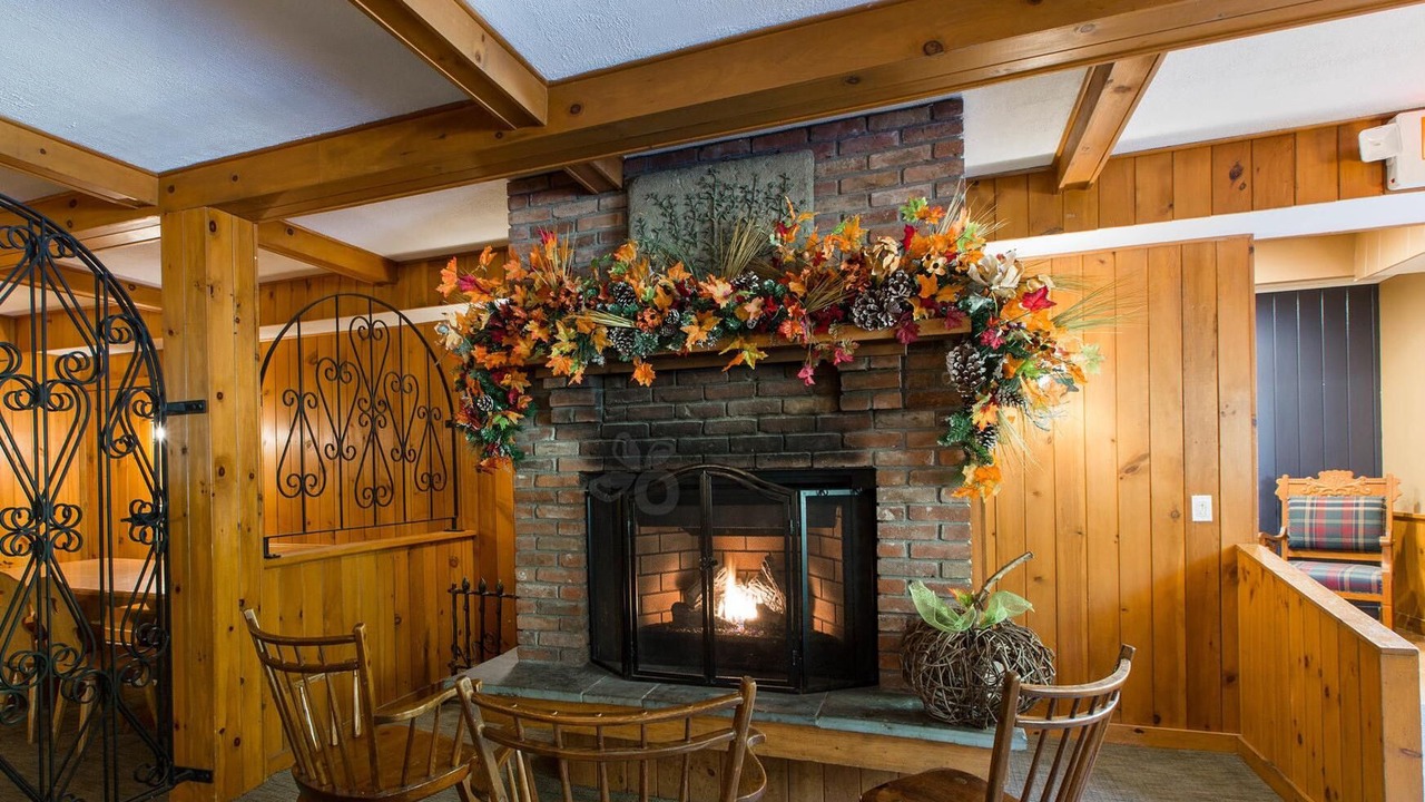 Photo of Livingroom in Stowe Area