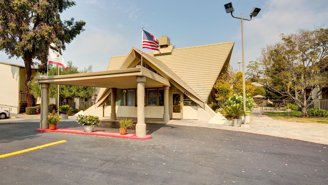 Photo of Outdoor in Redwood City