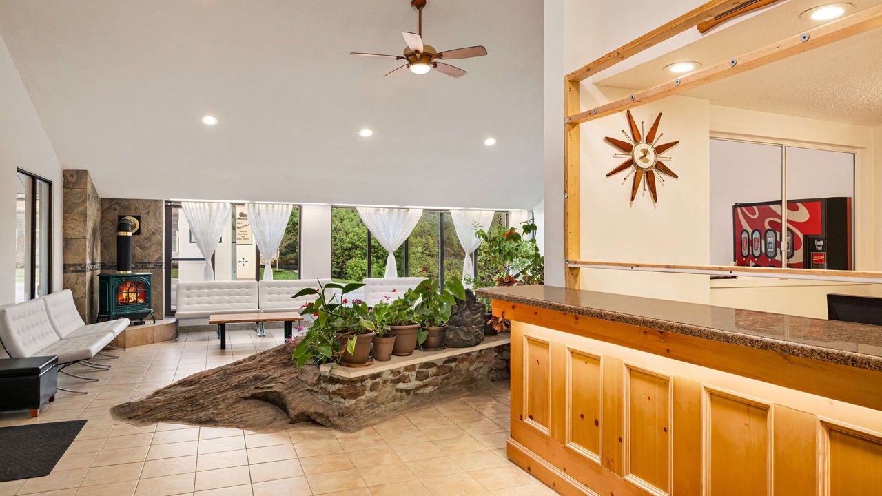 Photo of Livingroom in Gravenhurst