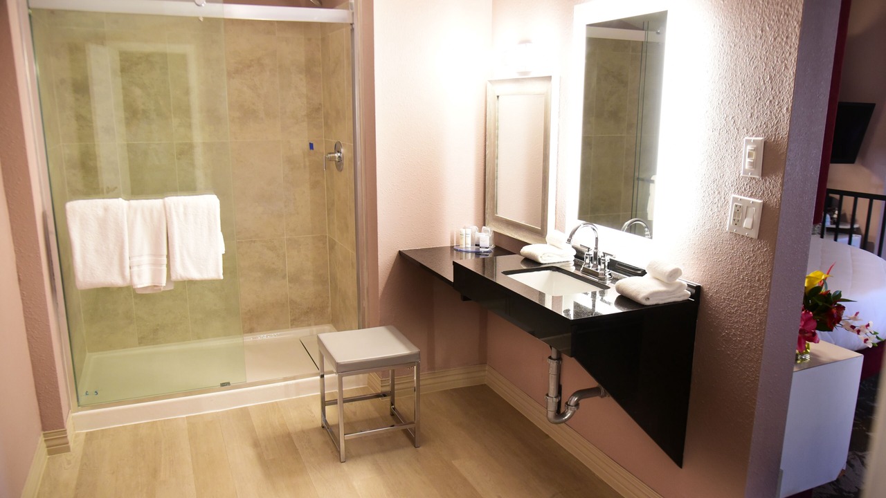 Photo of Bathroom in Lakeville