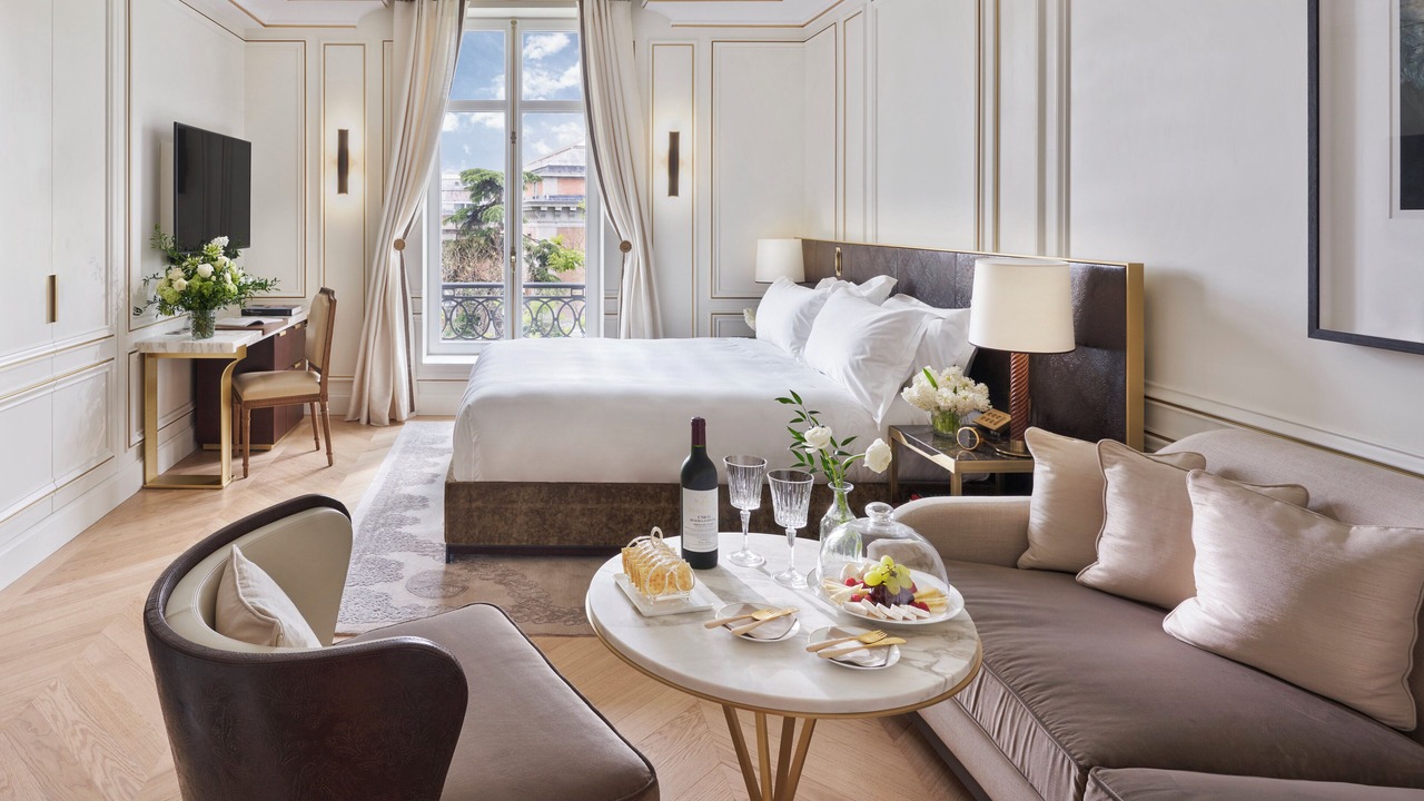 Photo of Bedroom in Golden Triangle of Art