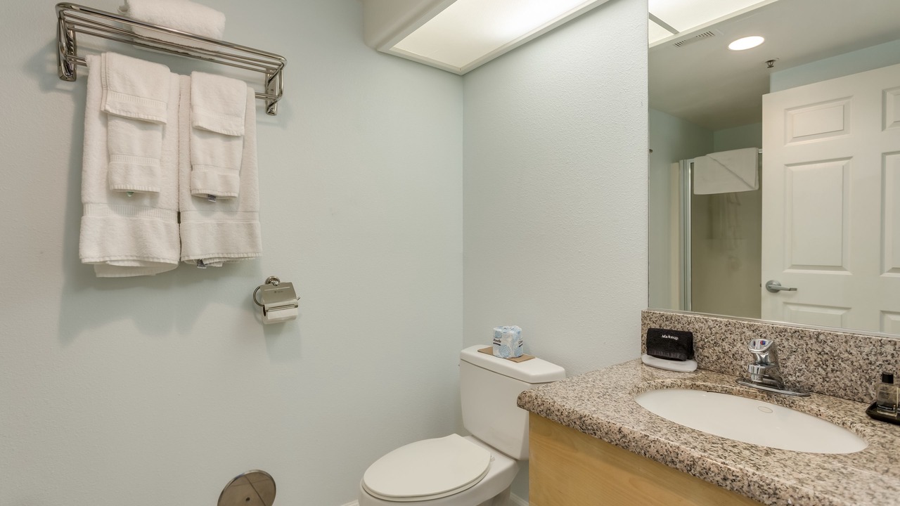 Photo of Bathroom in Linda Mar