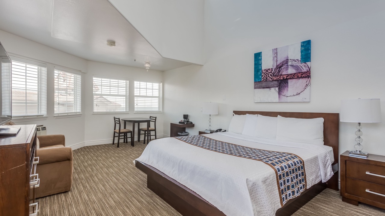Photo of Bedroom in Linda Mar