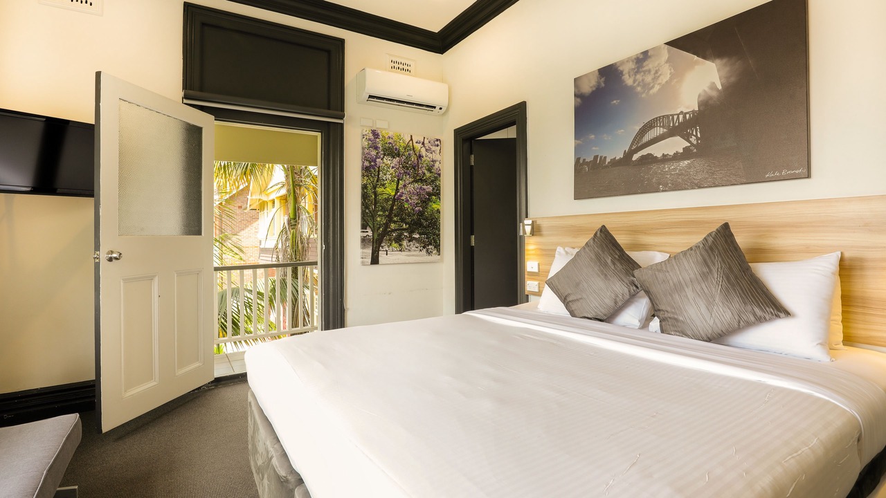 Photo of Bedroom in Kirribilli