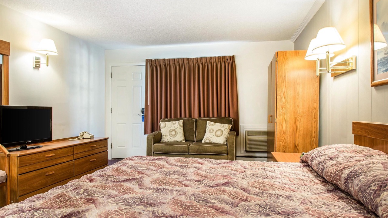 Photo of Bedroom in Waterford