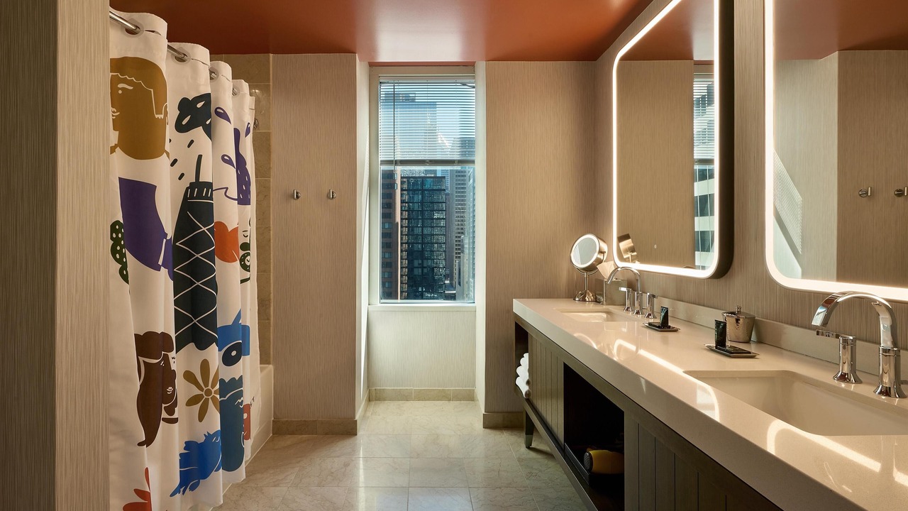 Photo of Bathroom in Streeterville