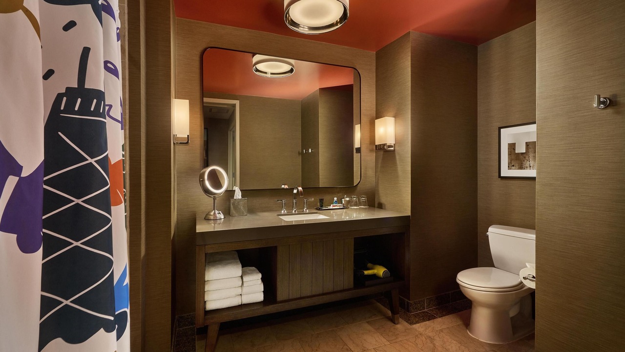 Photo of Bathroom in Streeterville