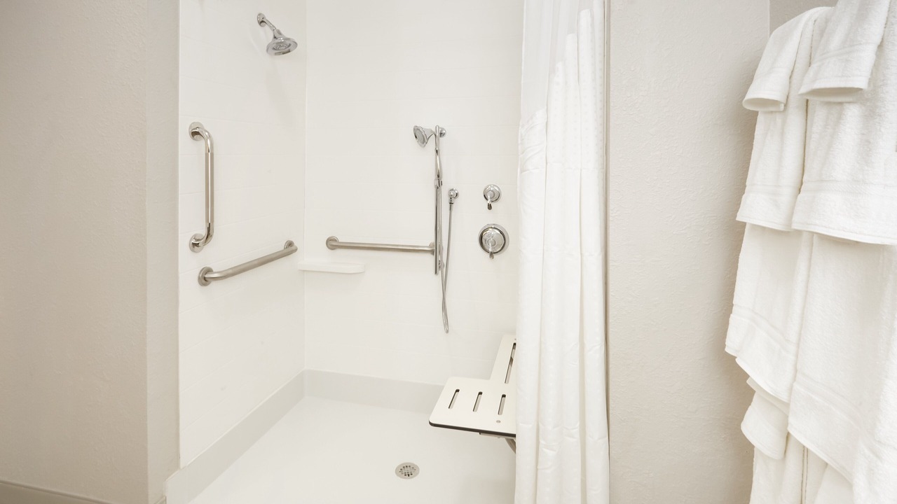 Photo of Bathroom in Niles