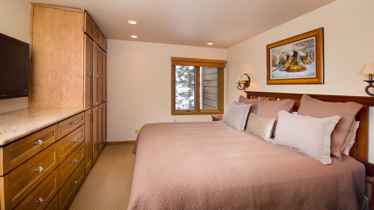 Photo of Bedroom in Aspen