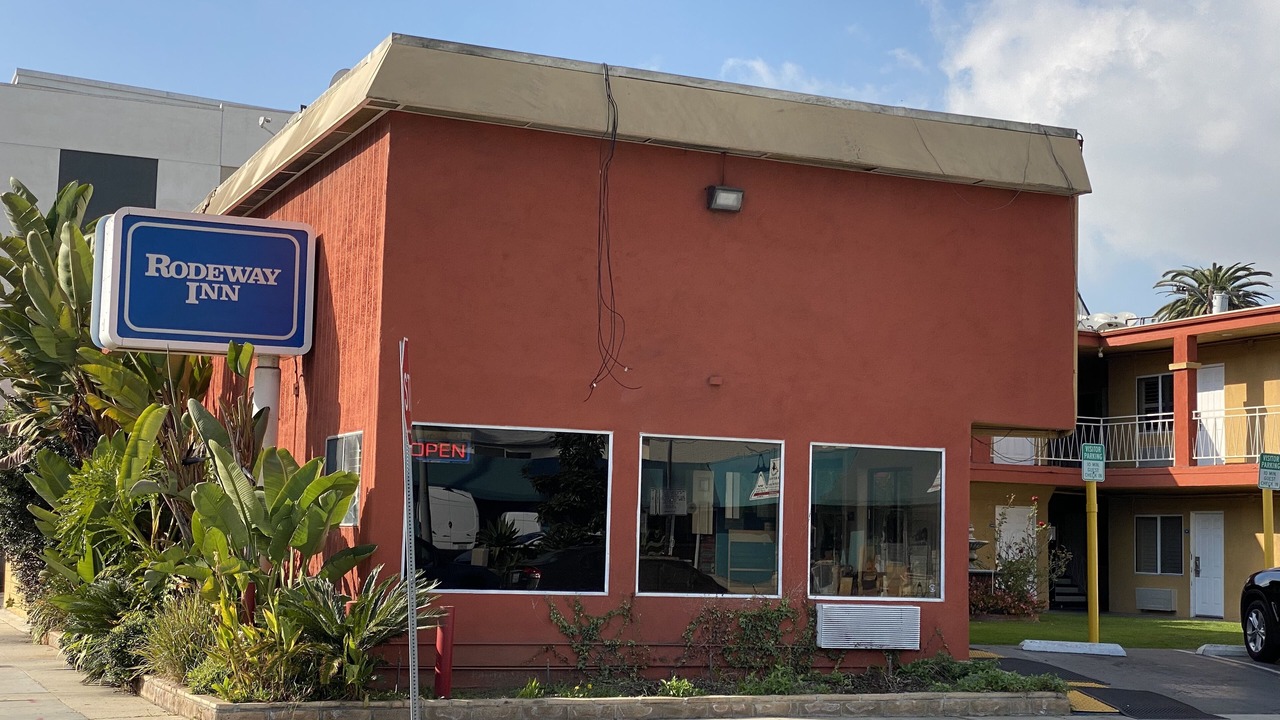 Photo of Outdoor in Del Rey