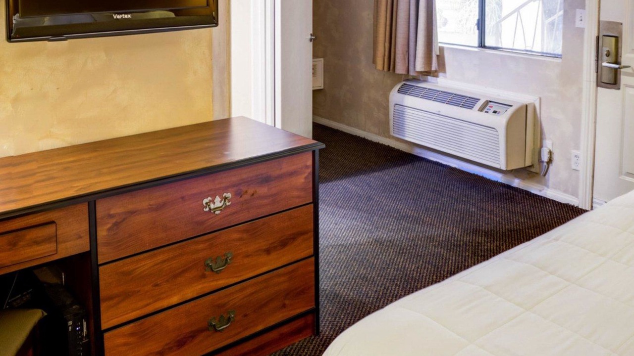 Photo of Bedroom in Del Rey