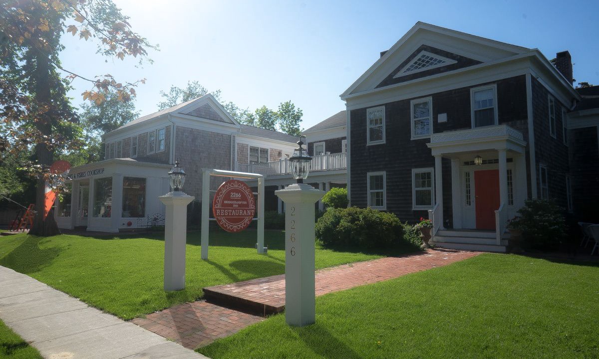 Photo of Buildings in Bridgehampton
