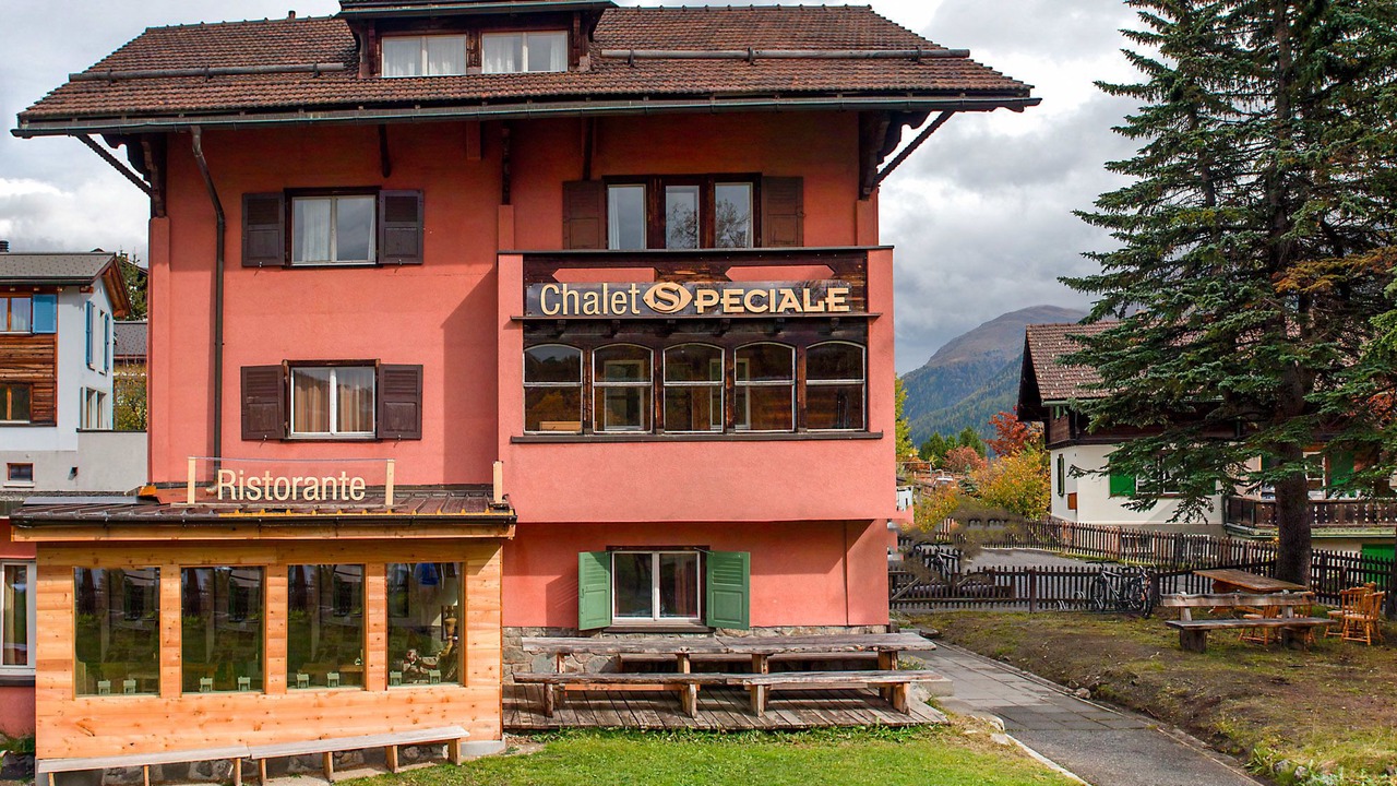 Photo of Buildings in Celerina-Schlarigna