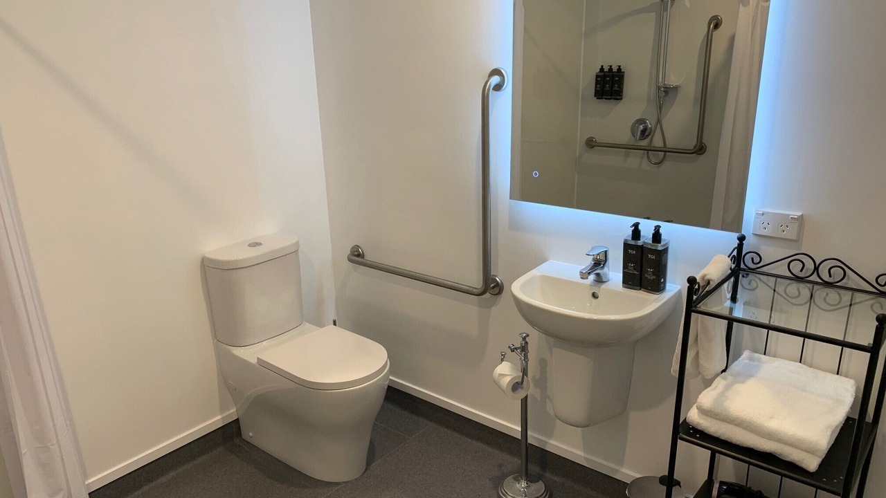 Photo of Bathroom in National Park Village