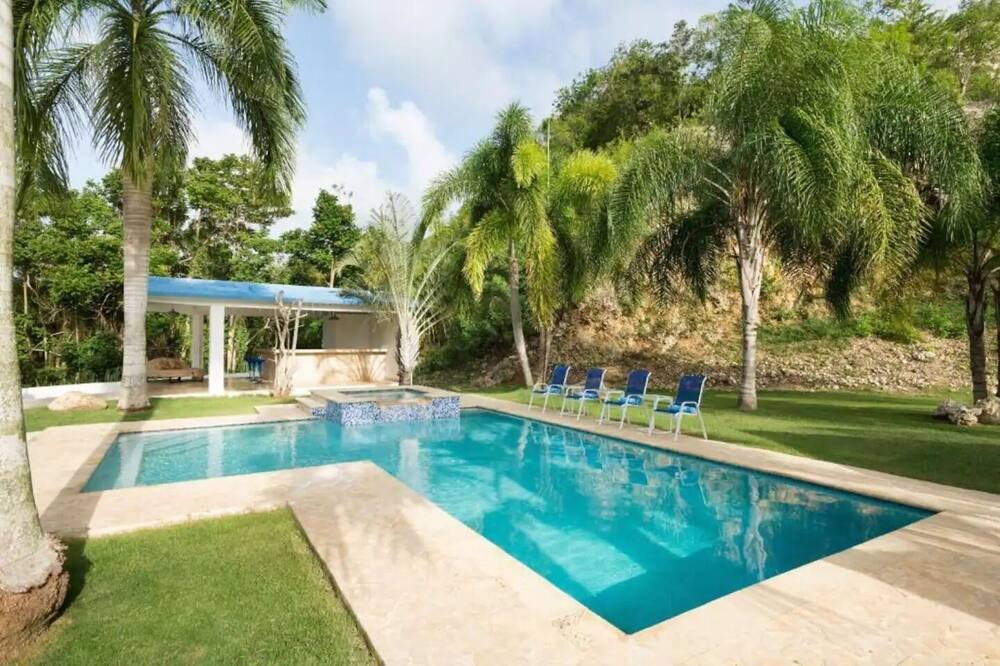 Photo of Outdoor in Manati