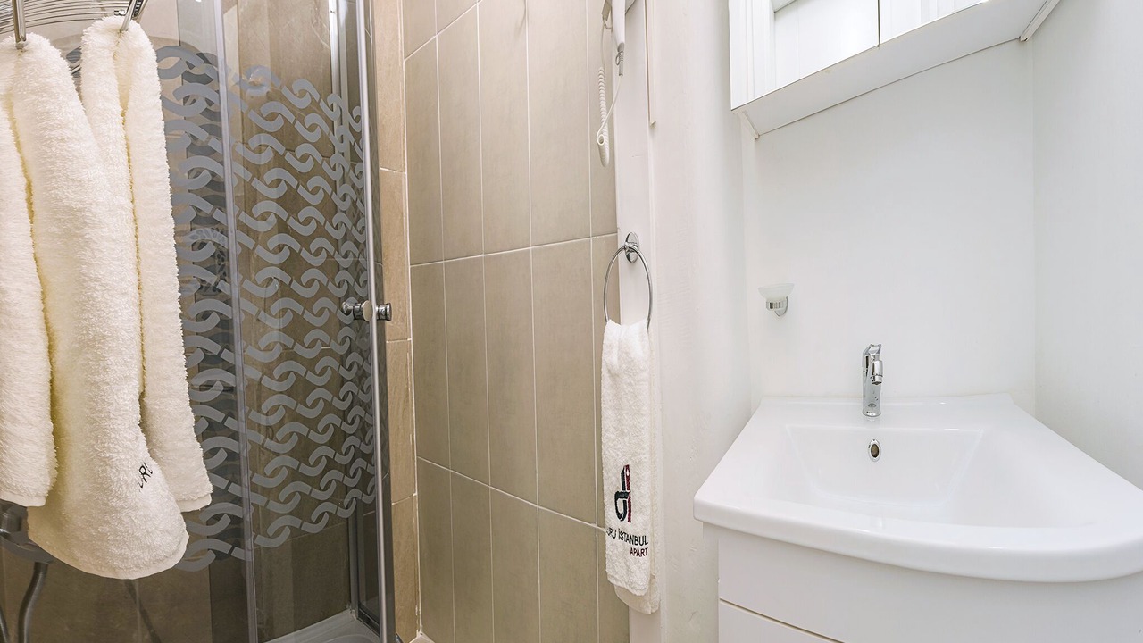 Photo of Bathroom in Old City