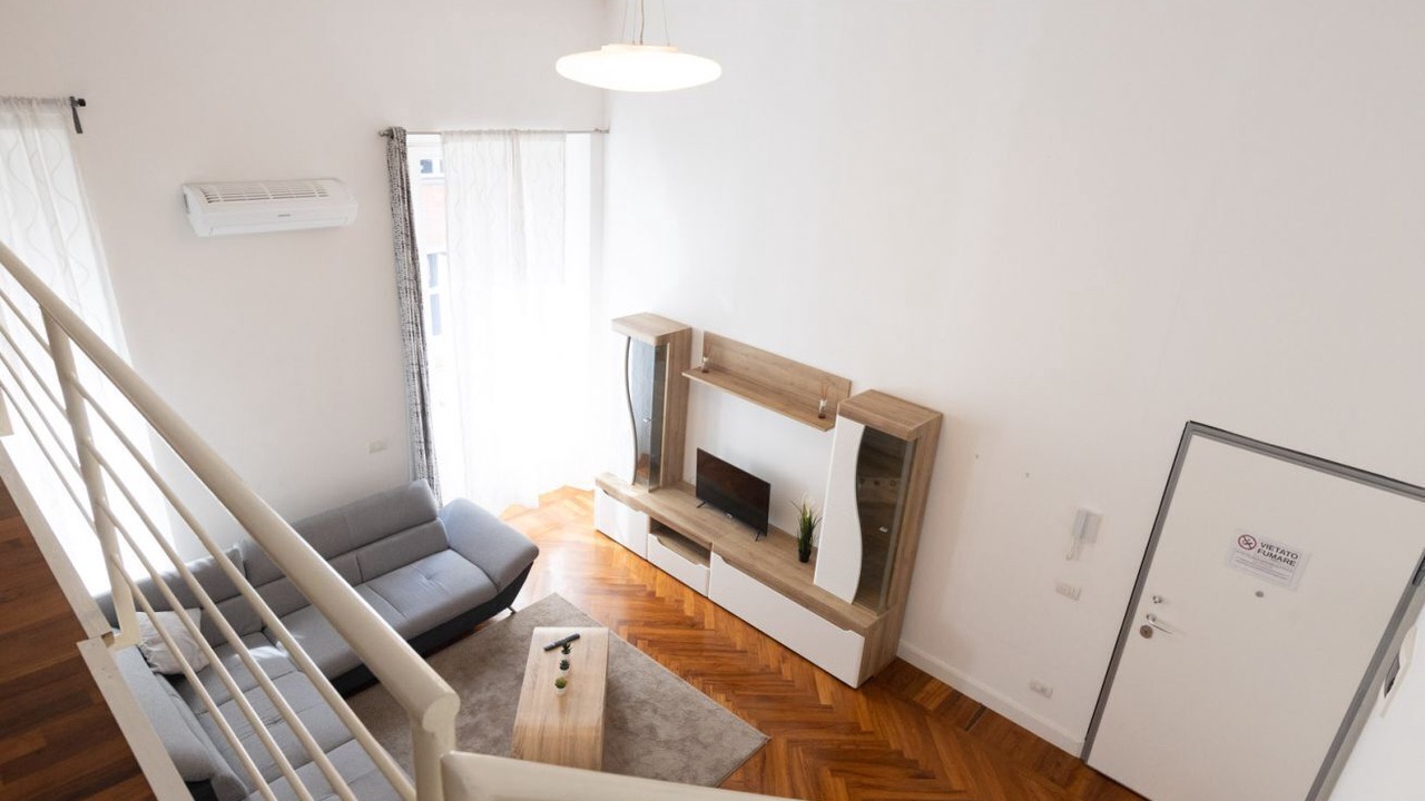 Photo of Livingroom in Downtown
