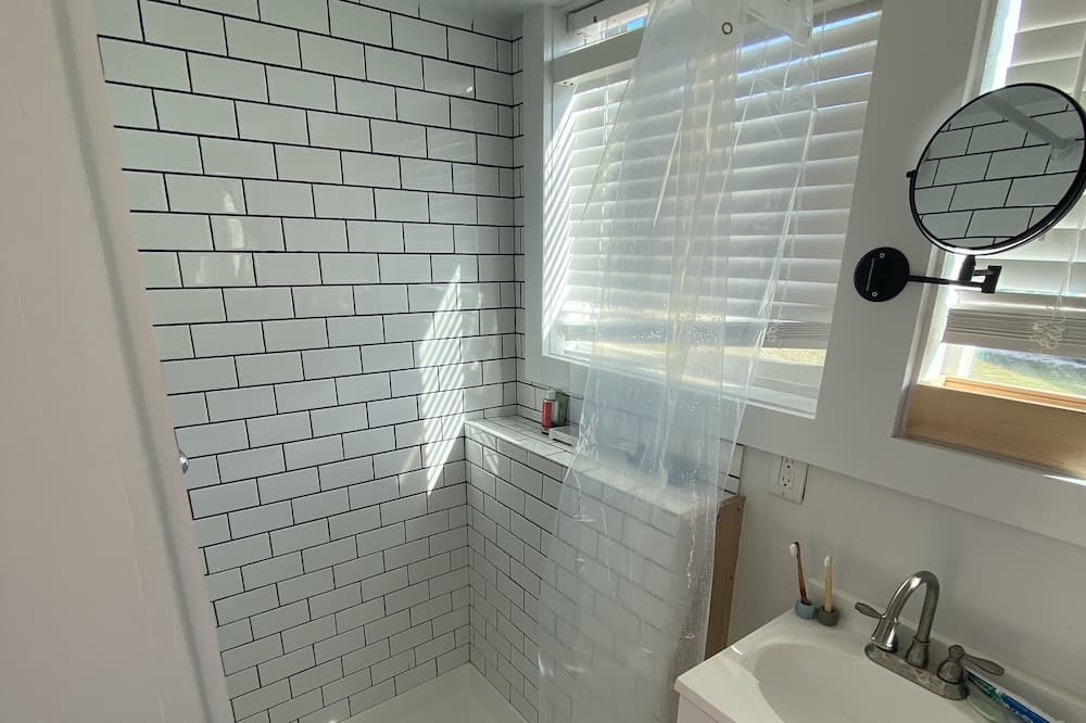 Photo of Bathroom in Riverhead