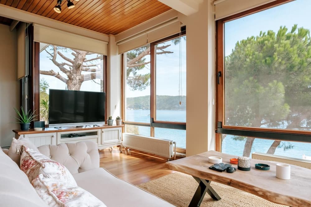 Photo of Livingroom in Sariyer