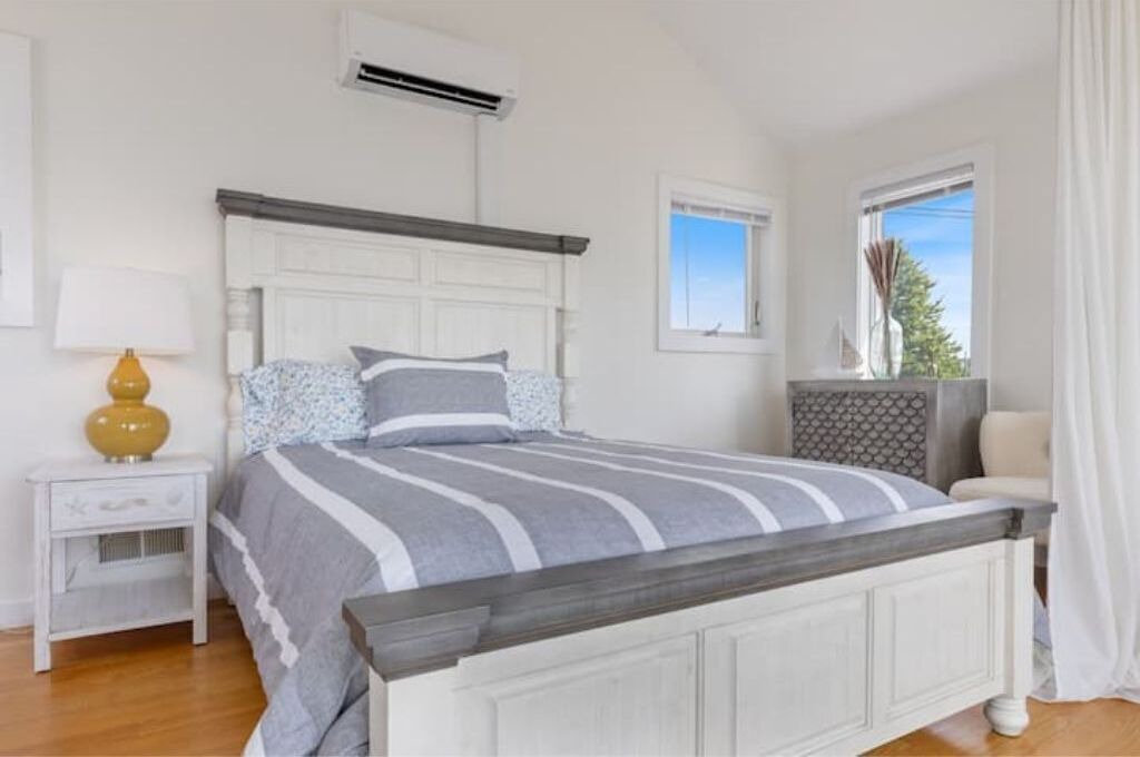 Photo of Bedroom in Clinton