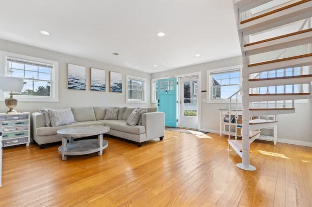 Photo of Livingroom in Clinton