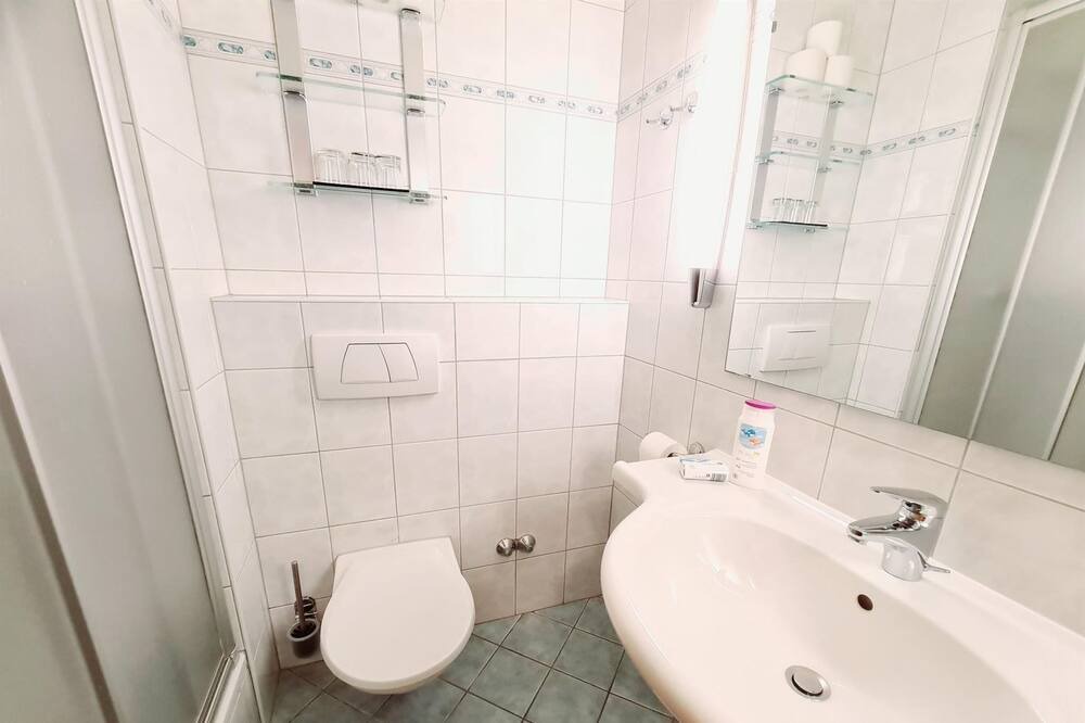 Photo of Bathroom in Bach