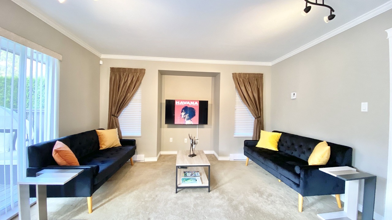 Photo of Livingroom in Brackendale