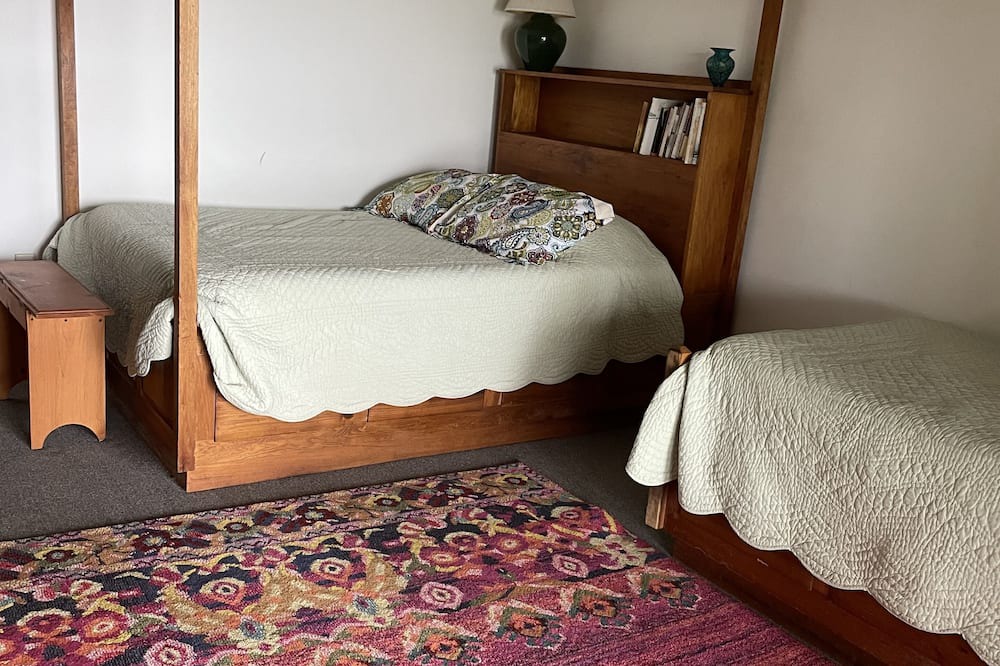 Photo of Bedroom in Newport