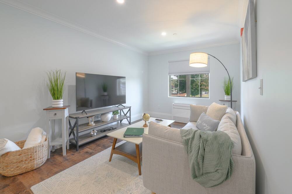Photo of Livingroom in East Lyme