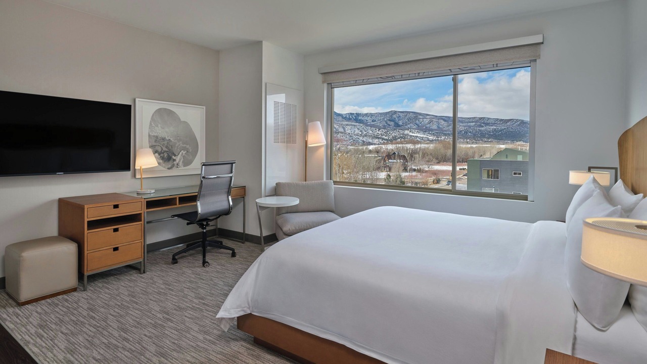 Photo of Bedroom in Basalt