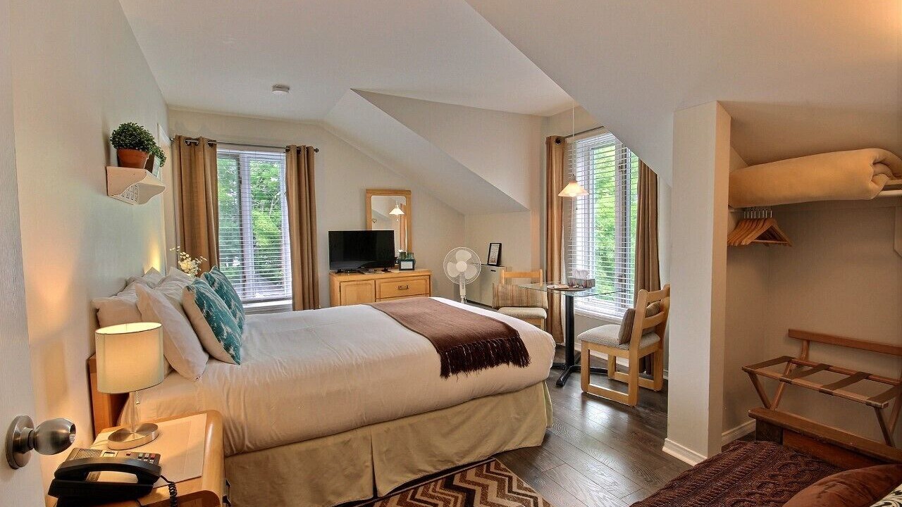 Photo of Bedroom in North Hatley