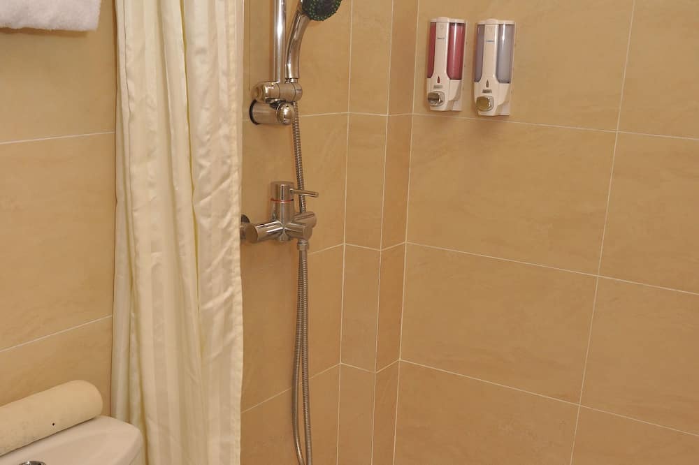 Photo of Bathroom in Islands District