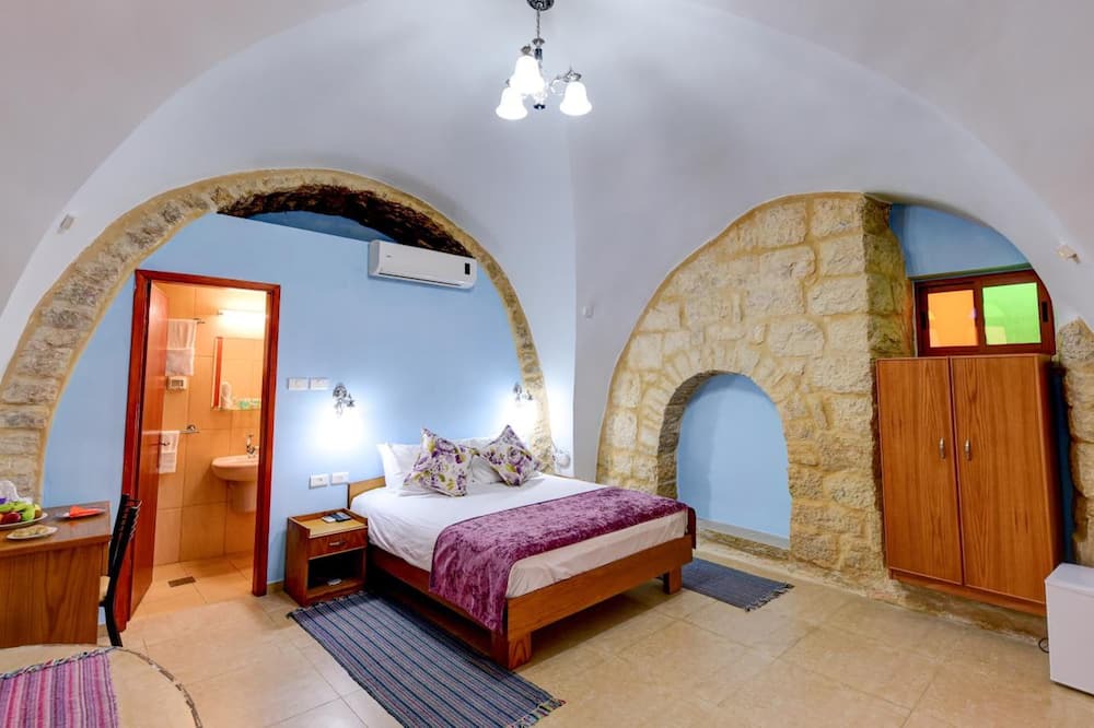 Photo of Bedroom in Bethlehem
