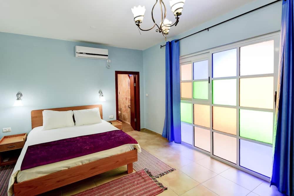 Photo of Bedroom in Bethlehem