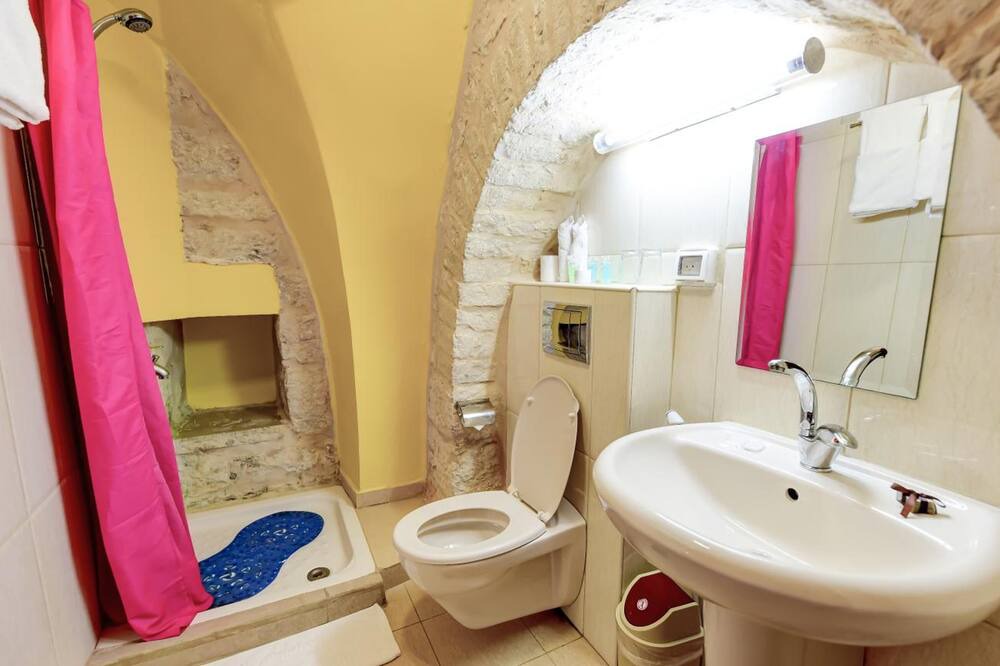 Photo of Bathroom in Bethlehem