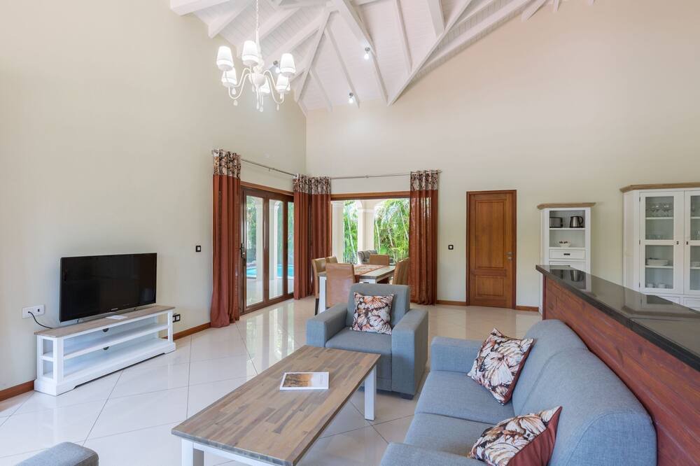 Photo of Livingroom in Salina