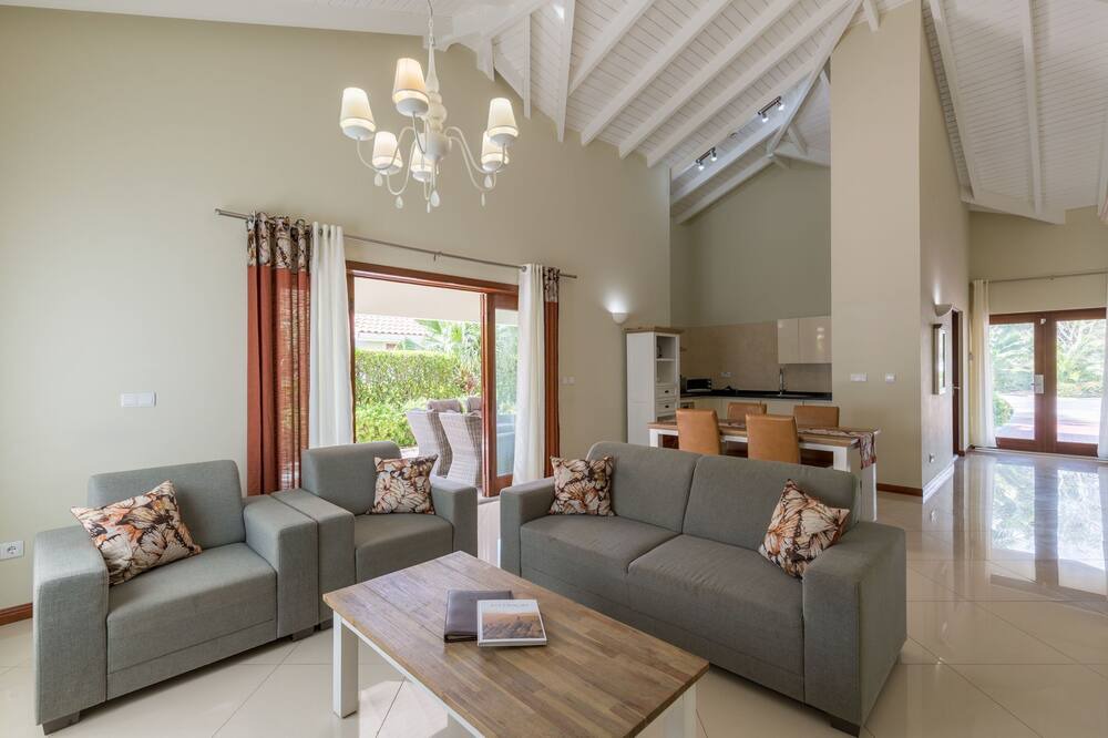 Photo of Livingroom in Salina
