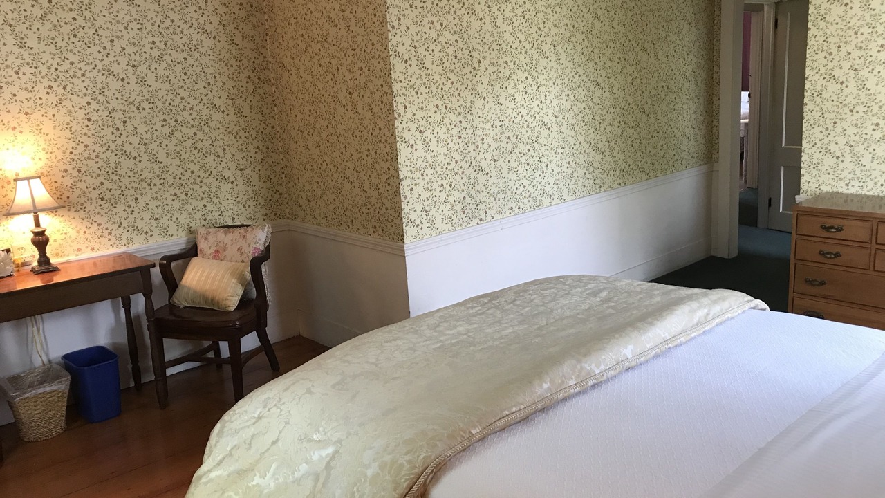 Photo of Bedroom in Williamsville