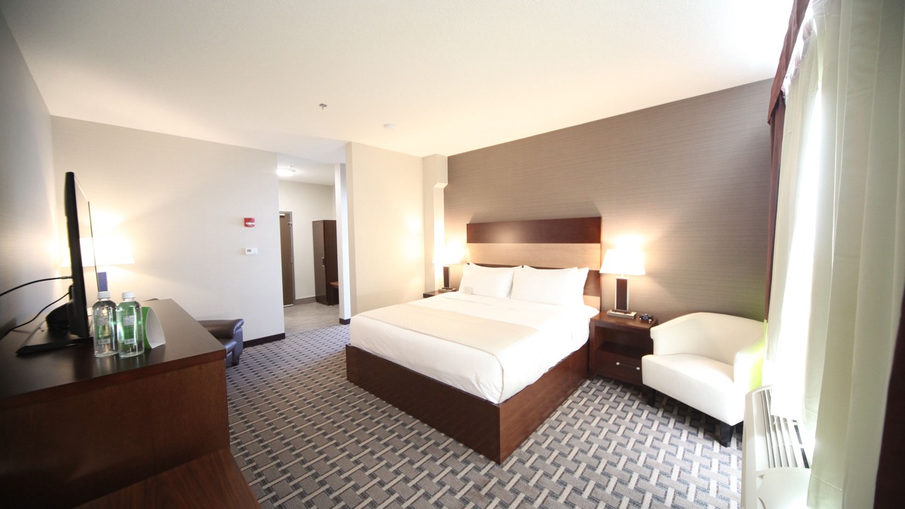 Photo of Bedroom in Leduc