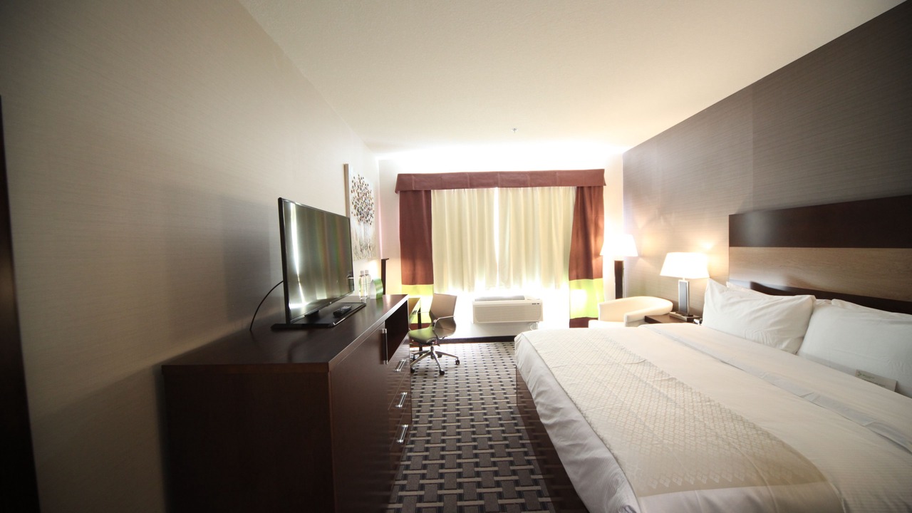 Photo of Bedroom in Leduc