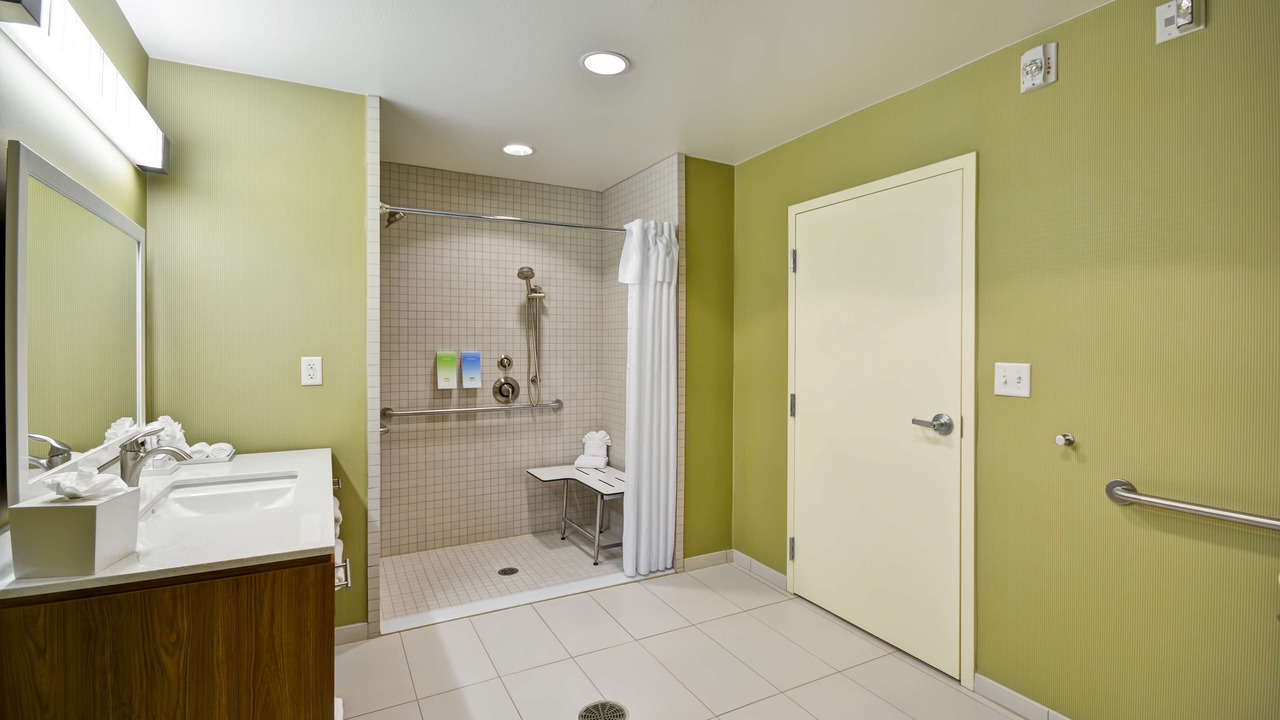 Photo of Bathroom in Addison