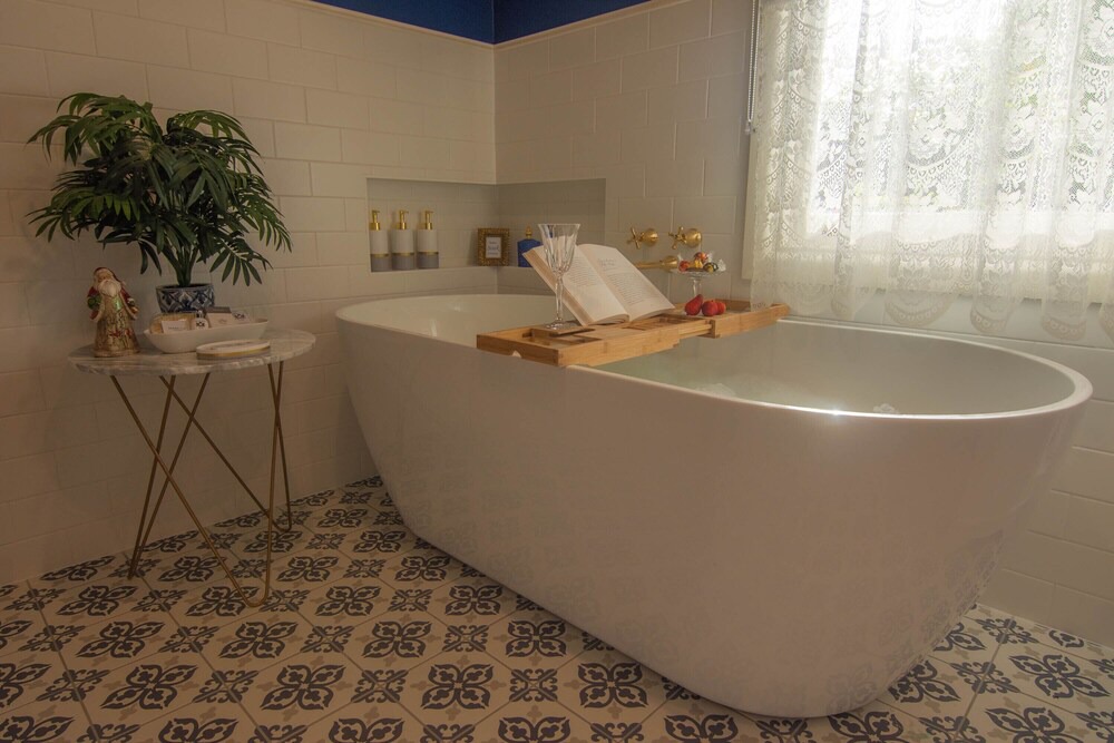 Photo of Bathroom in Cobden