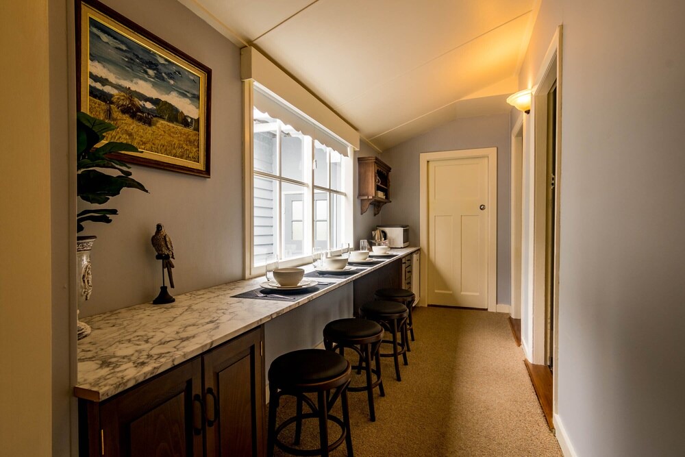 Photo of Livingroom in Cobden