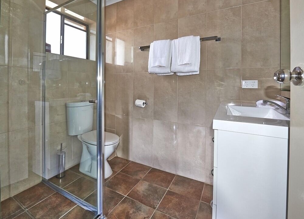 Photo of Bathroom in Narrandera